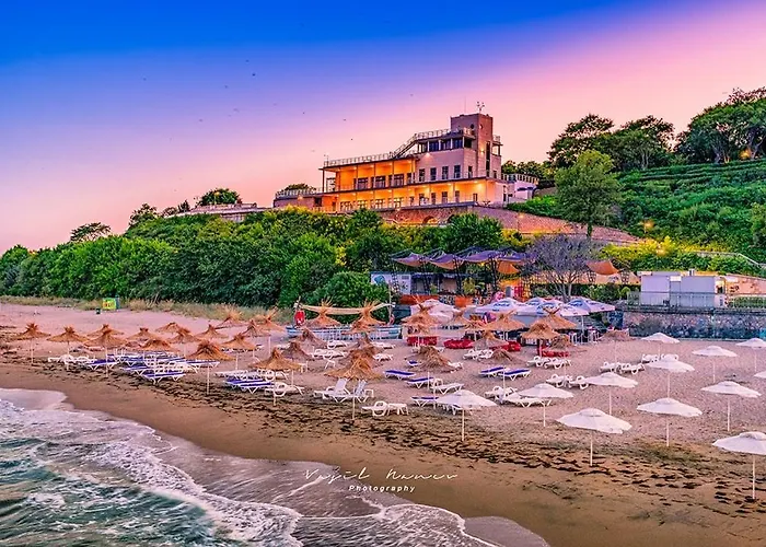 Luxury Versailles Center Opera *