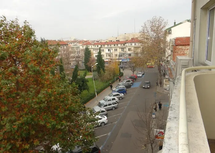 Luxury Versailles Center Opera Apartman Burgasz