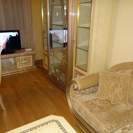 Luxury Versailles Center Opera Apartment Burgas